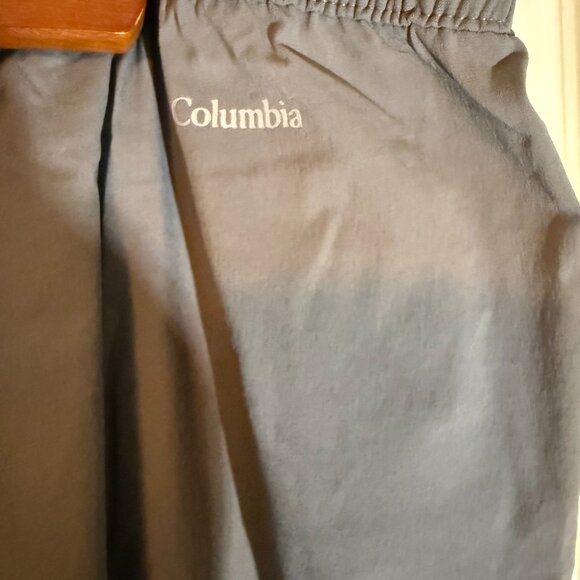 Columbia Exercise Pant Grey EUC - Picture 2 of 4